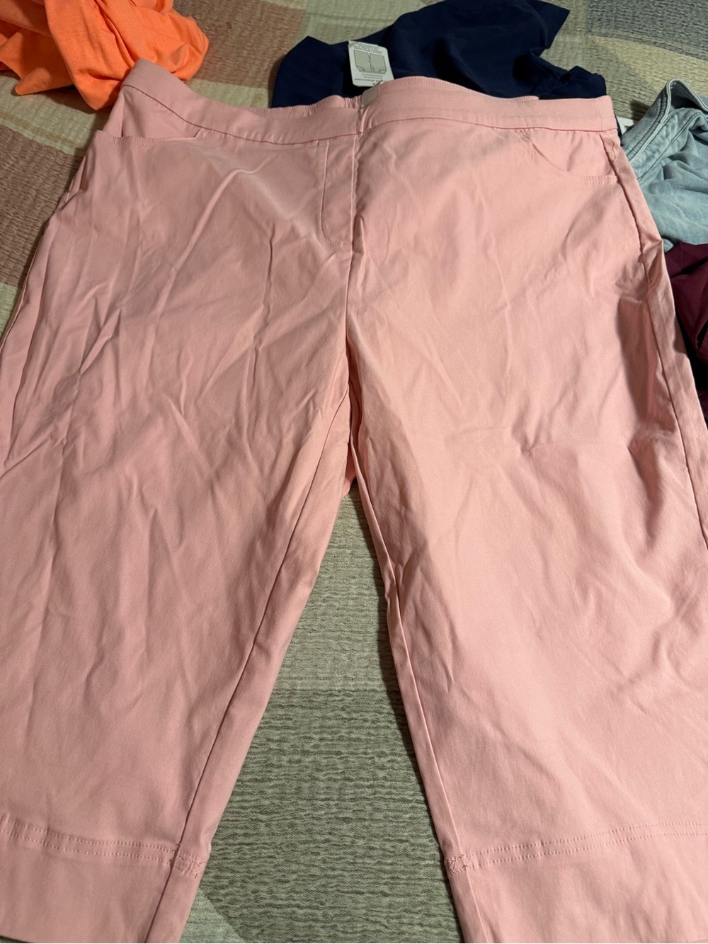 Alfred Dunner Light Pink Cropped Stretch Pants size 24W Brandon new